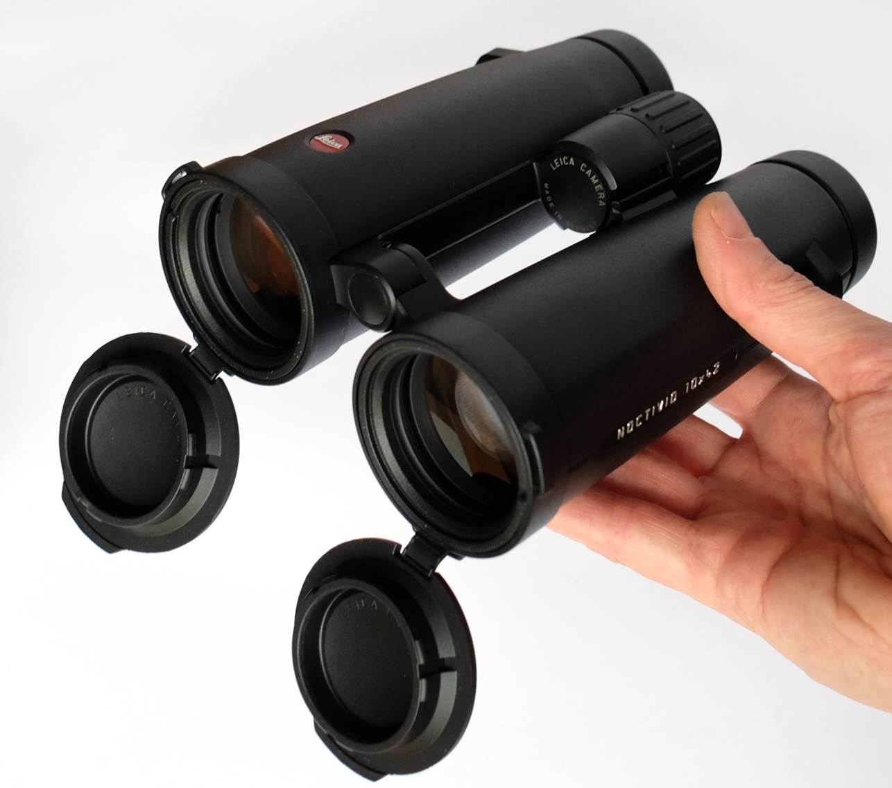 Pair Leica Winged Eyecup for Noctivid Binoculars 