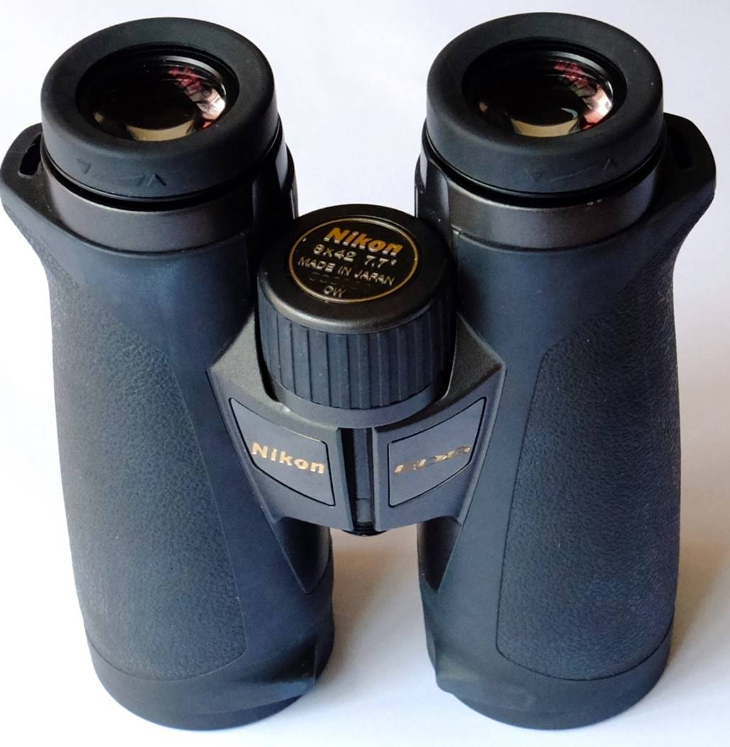 nikon 8 x 42 binoculars