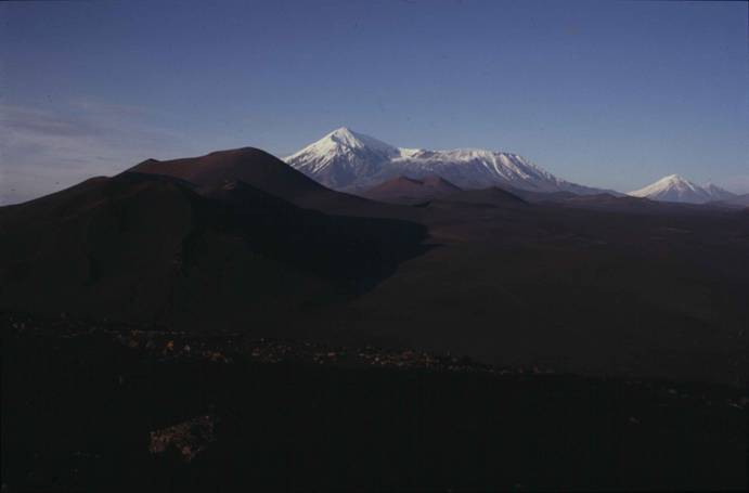 KamchatkaCentralVolcanoes_small